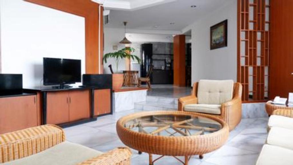 Bentani Hotel & Residence Cirebon Exterior photo